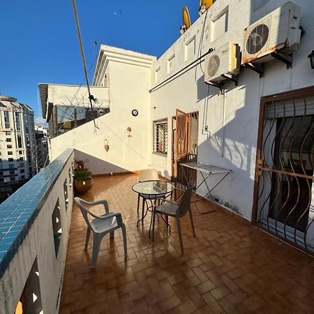 Apartment In The Center Of Tangeri Esterno foto